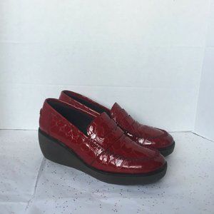 Donald Pliner Vintage Red Croc Loafer Platform 9 M